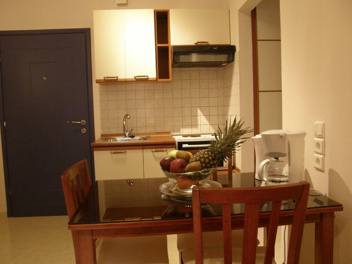 Christi A&β Apartment